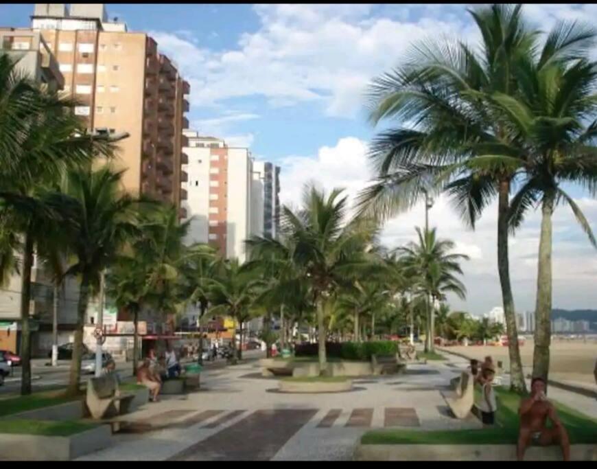 Apartamento 2 Dormitorios E Sacada Gourmet Frente Ao Mar Praia Grande  Buitenkant foto